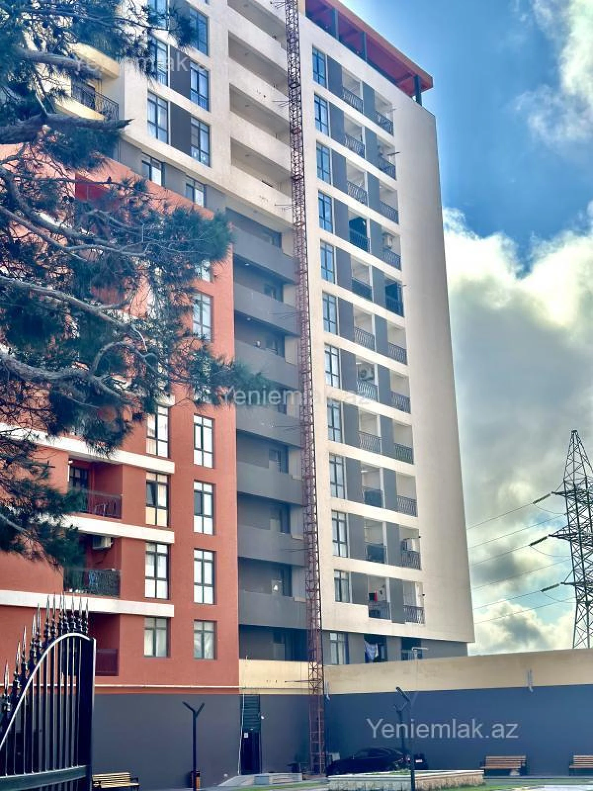 Satılır 3 otaqlı yeni tikili 113 m²