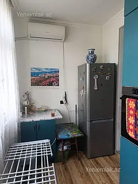 Satılır 2 otaqlı köhnə tikili 65 m²