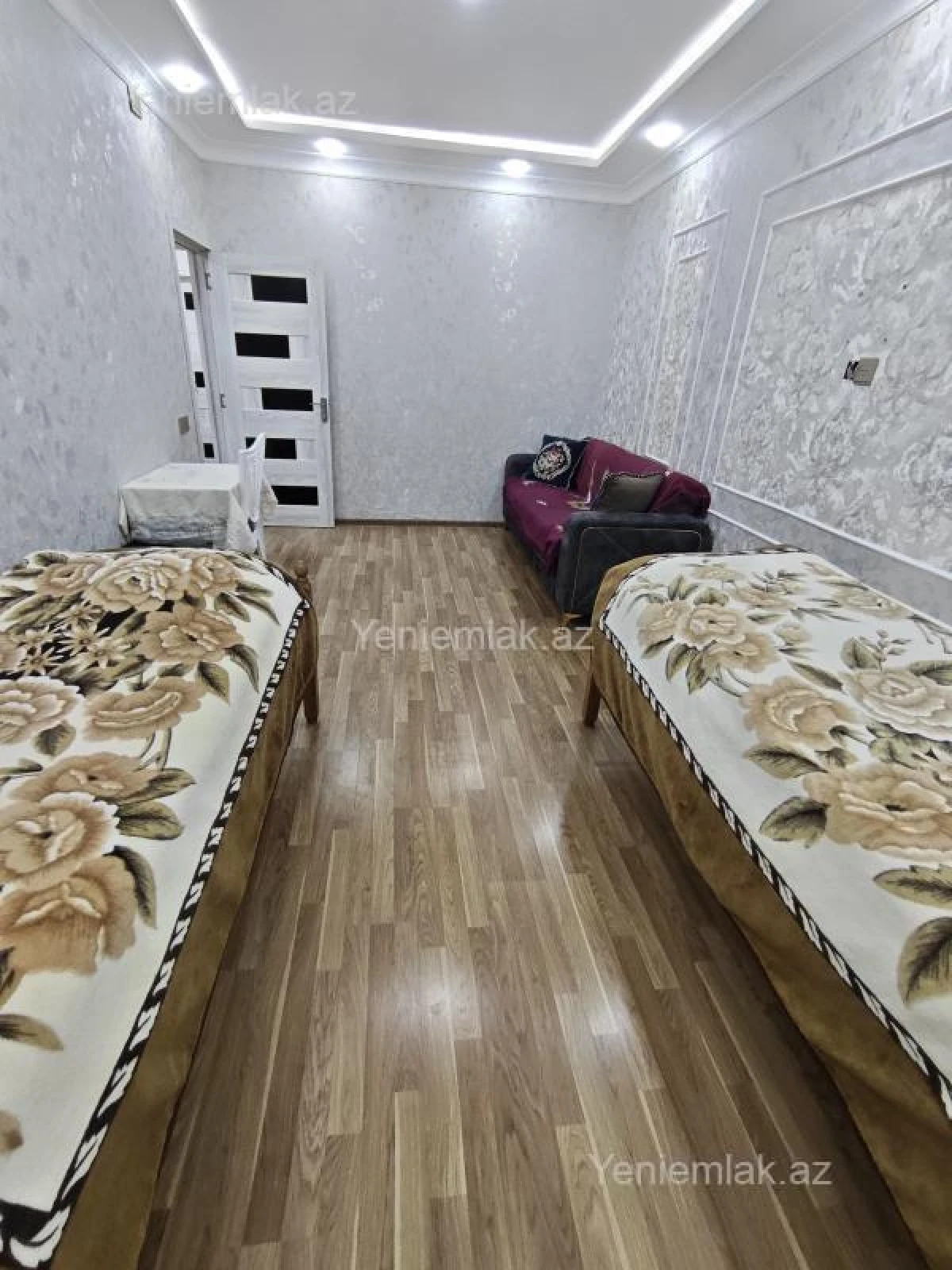 Satılır 3 otaqlı köhnə tikili 60 m²