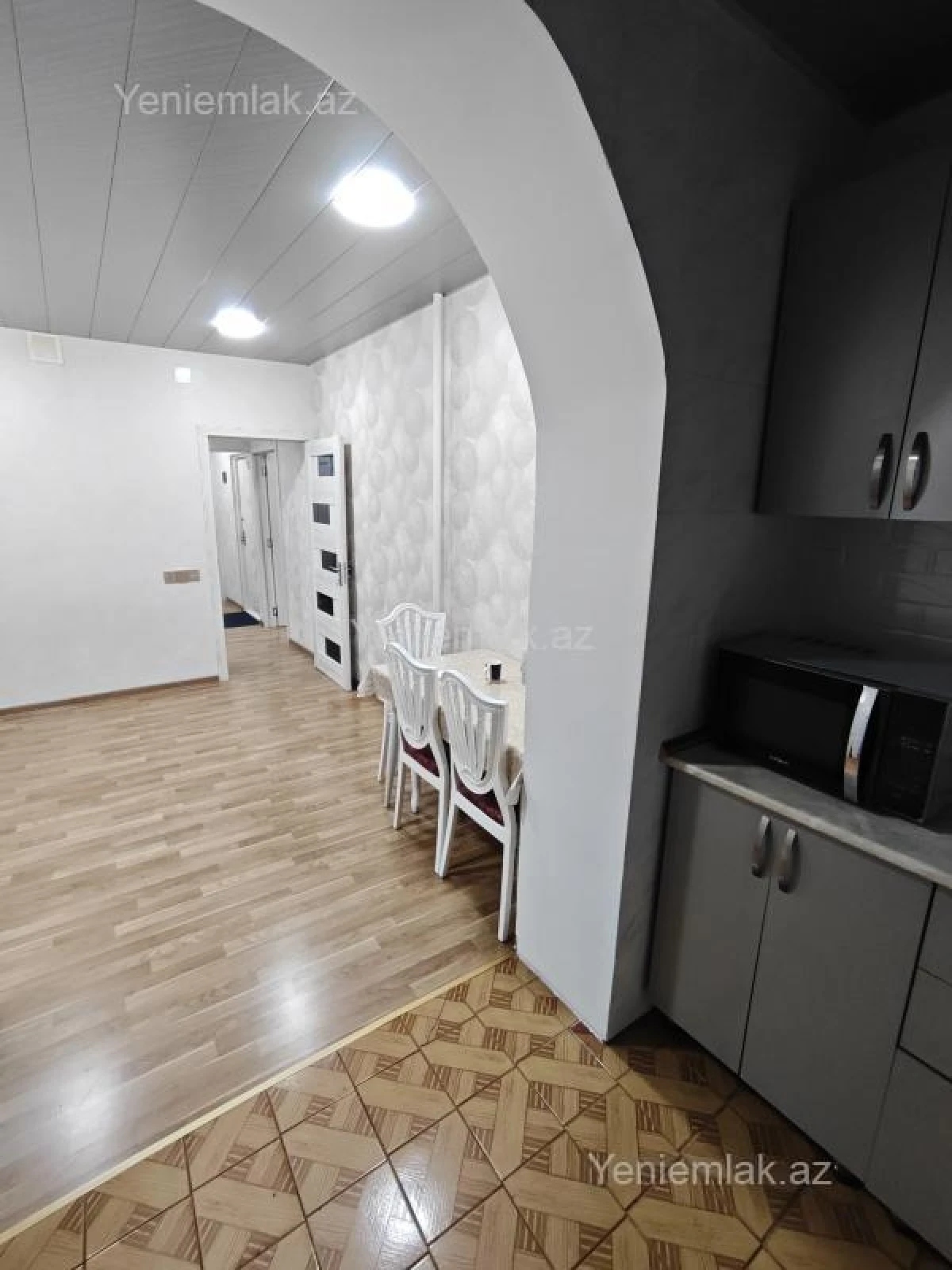 Satılır 3 otaqlı köhnə tikili 60 m²