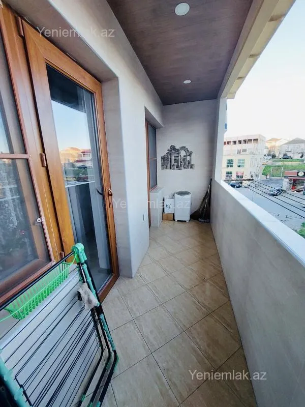 Satılır 4 otaqlı köhnə tikili 120 m²