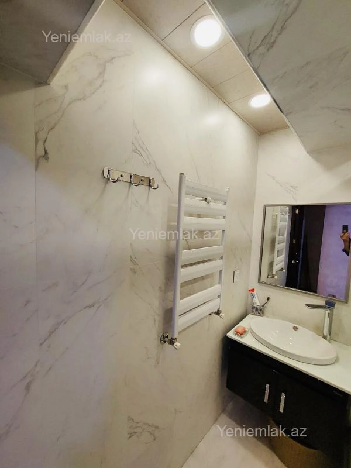 Satılır 4 otaqlı köhnə tikili 120 m²