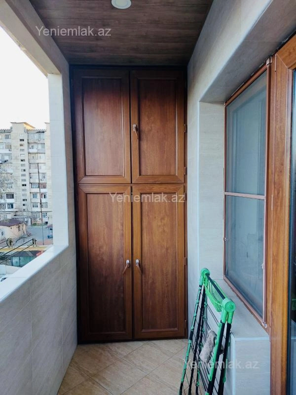 Satılır 4 otaqlı köhnə tikili 120 m²