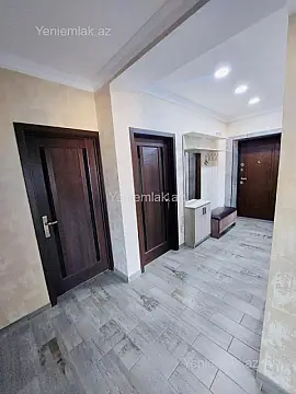 Satılır 4 otaqlı köhnə tikili 120 m²