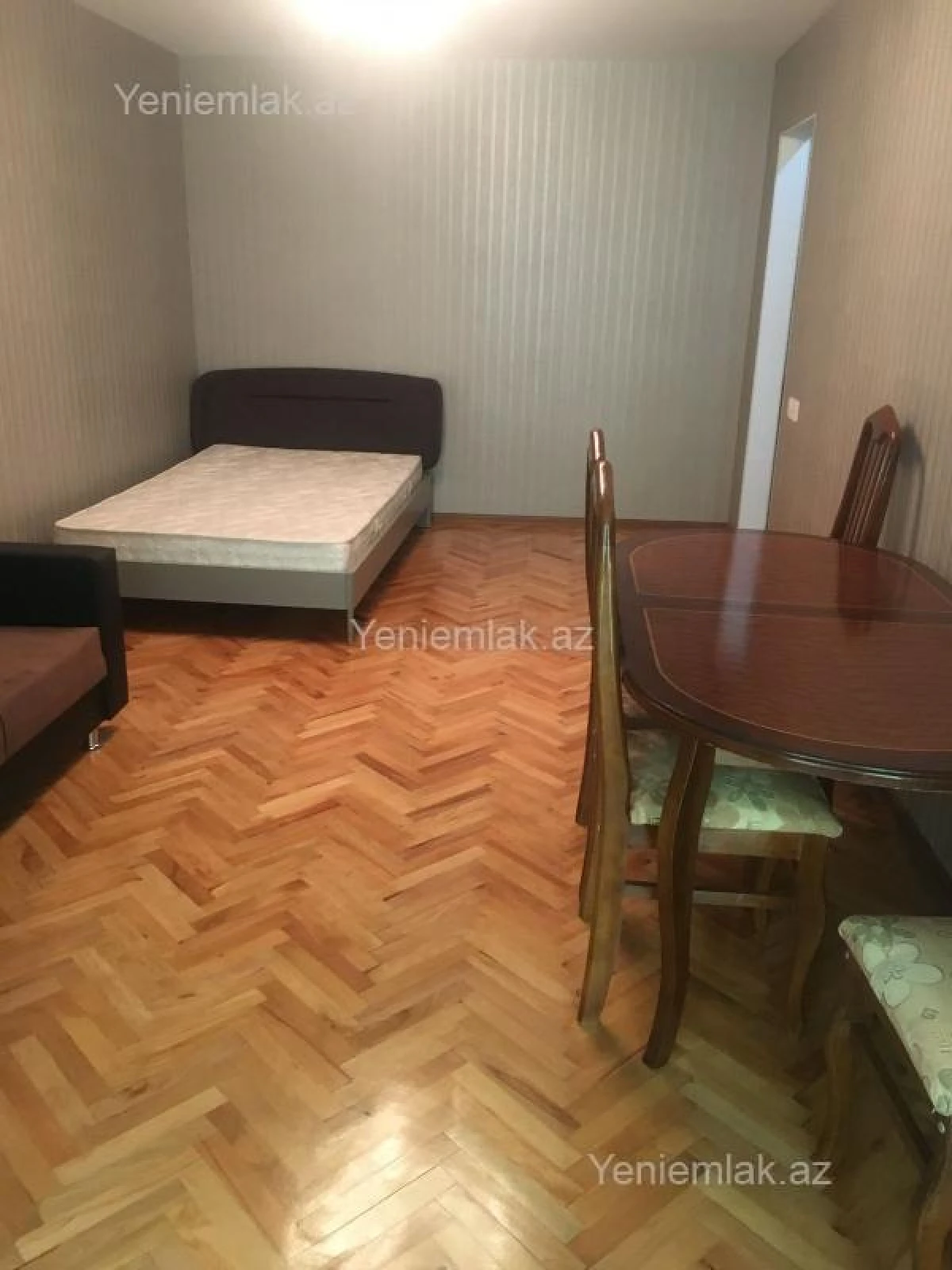 Satılır 1 otaqlı köhnə tikili 35 m²