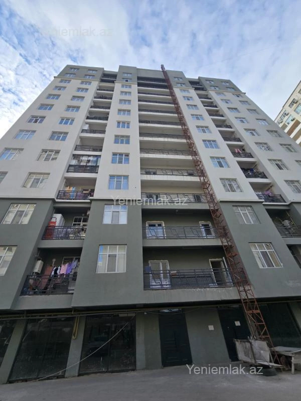 Satılır 3 otaqlı yeni tikili 137.5 m²