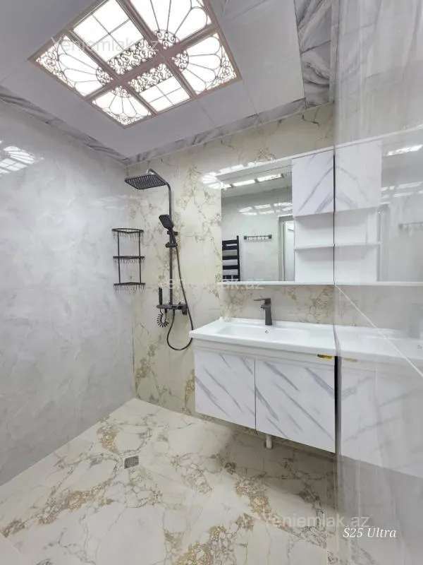 Satılır 3 otaqlı köhnə tikili 75 m²