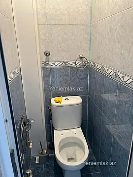 Satılır 2 otaqlı köhnə tikili 60 m²