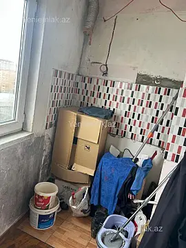 Satılır 2 otaqlı köhnə tikili 60 m²