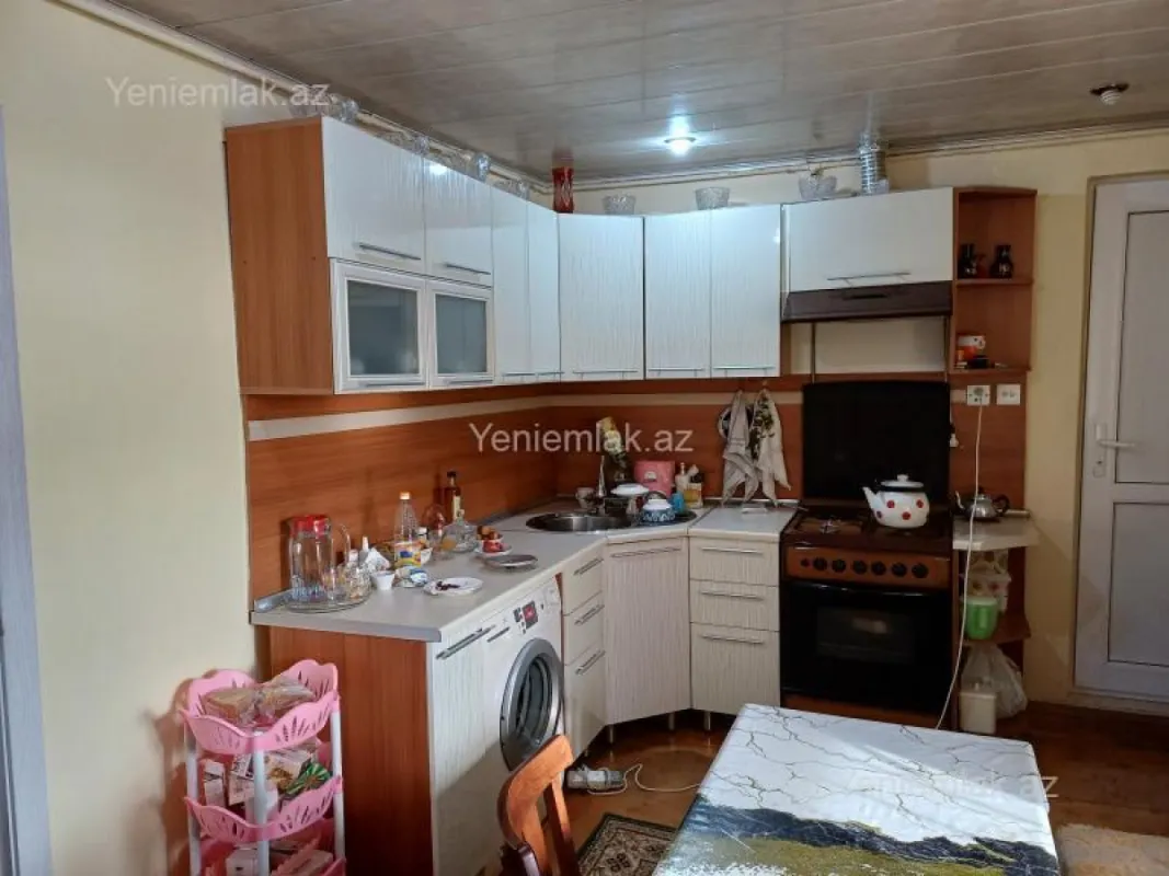 Satılır 3 otaqlı həyət evi 110 m²