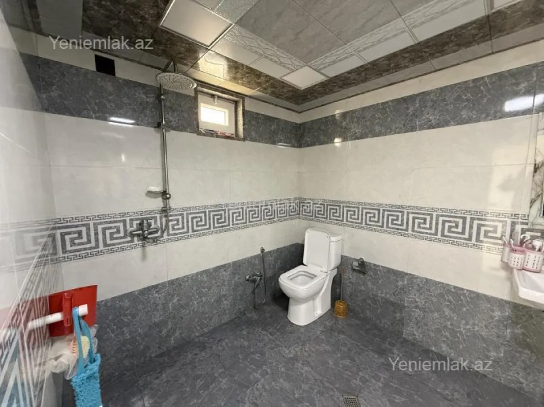 Satılır 4 otaqlı həyət evi 100 m²