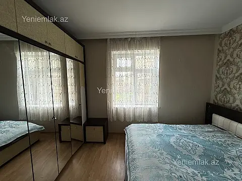 Satılır 4 otaqlı həyət evi 100 m²