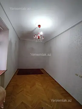 Satılır 2 otaqlı köhnə tikili 50 m²