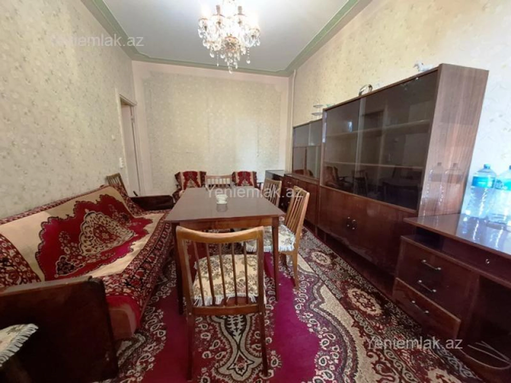 Satılır 1 otaqlı köhnə tikili 32 m²