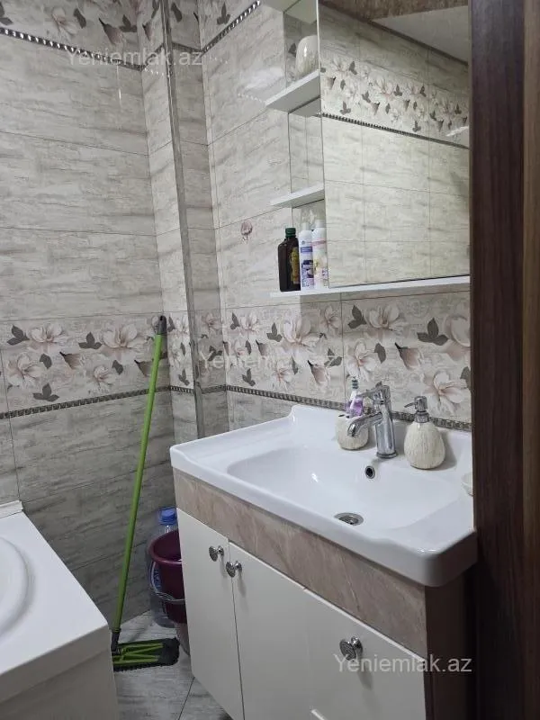 Satılır 2 otaqlı yeni tikili 45 m²