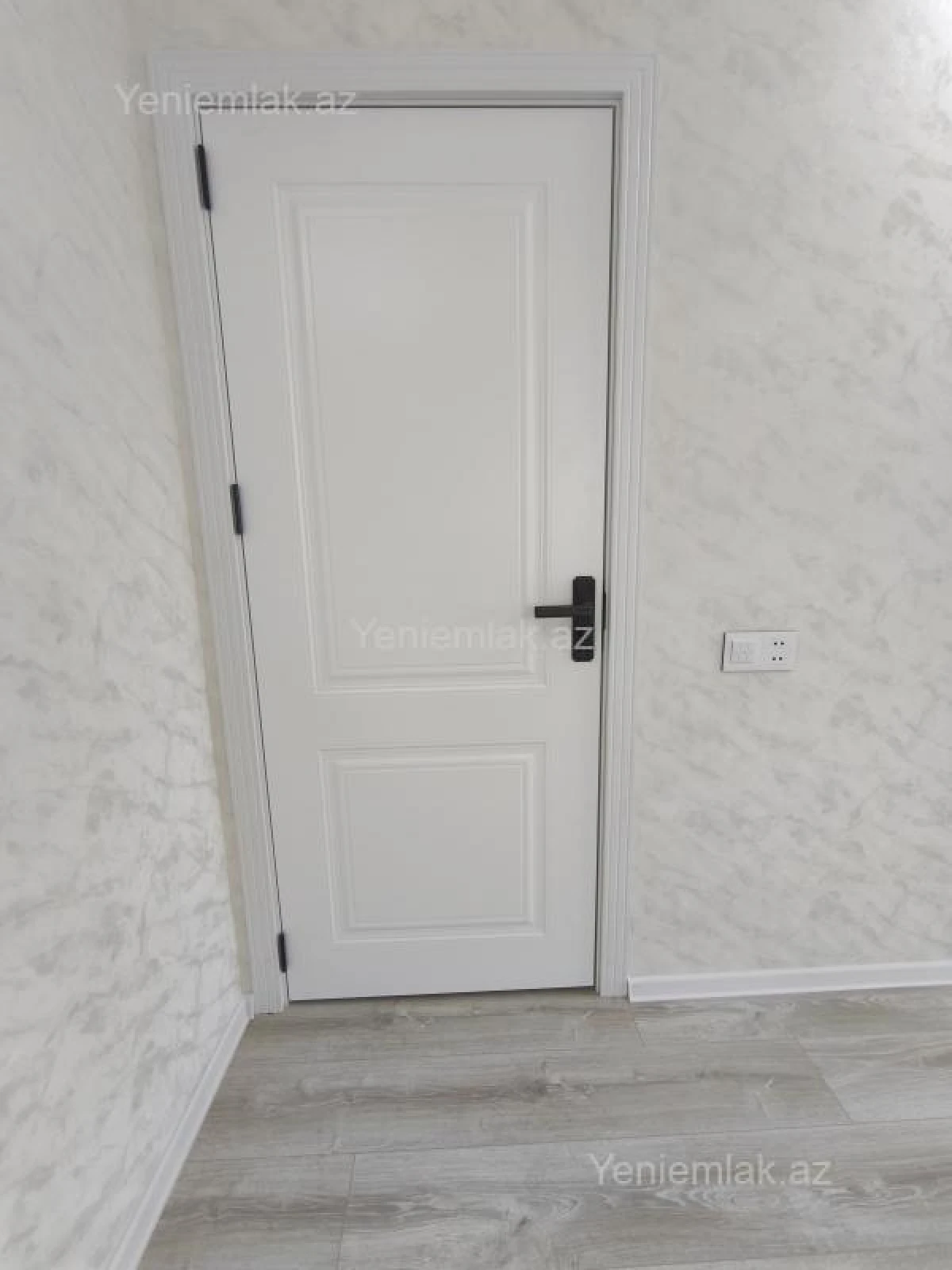 Satılır 1 otaqlı köhnə tikili 30 m²