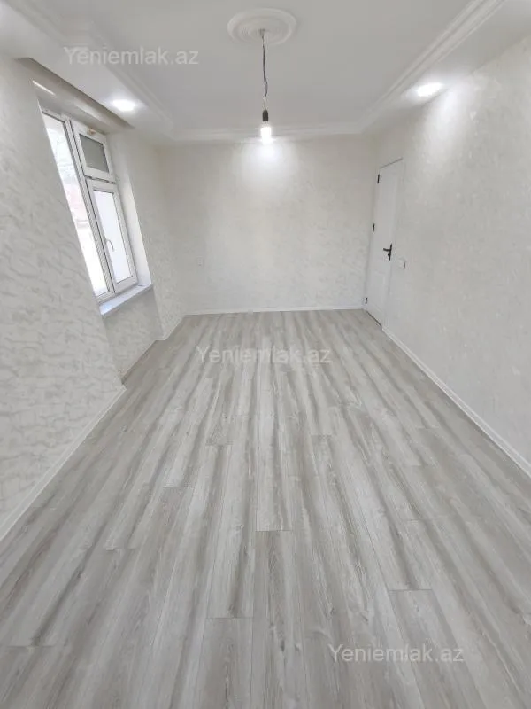 Satılır 1 otaqlı köhnə tikili 30 m²