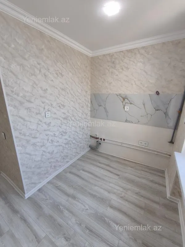 Satılır 1 otaqlı köhnə tikili 30 m²