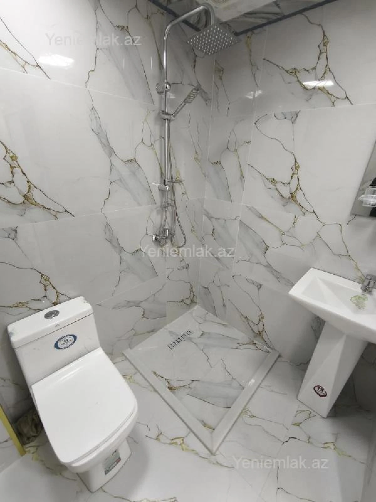 Satılır 1 otaqlı köhnə tikili 30 m²