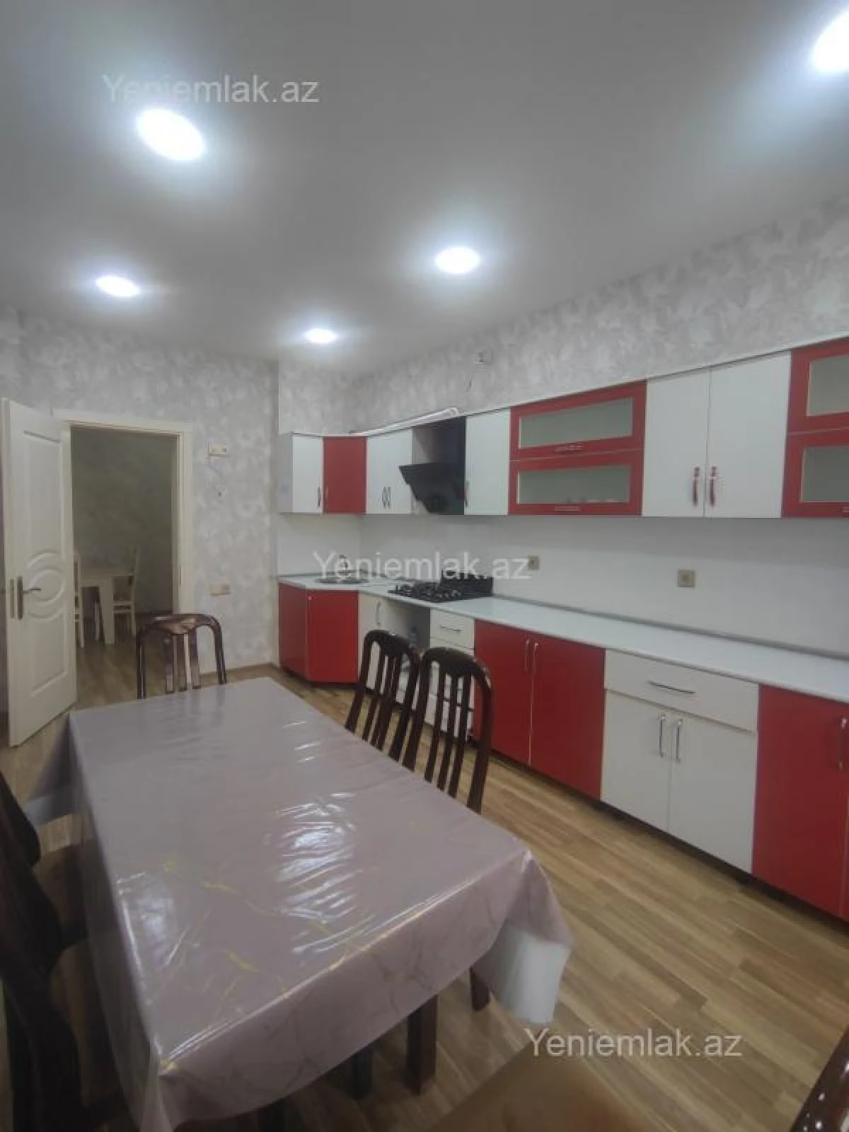 Satılır 3 otaqlı yeni tikili 106 m²