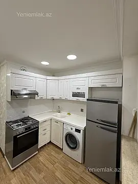 Satılır 3 otaqlı köhnə tikili 70 m²