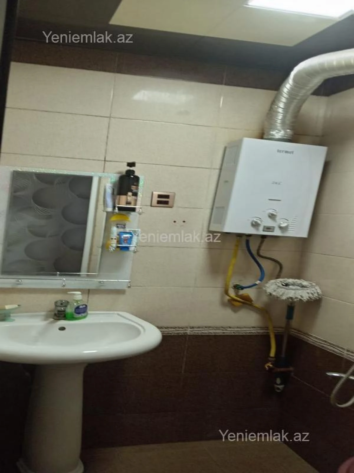 Satılır 2 otaqlı köhnə tikili 48 m²