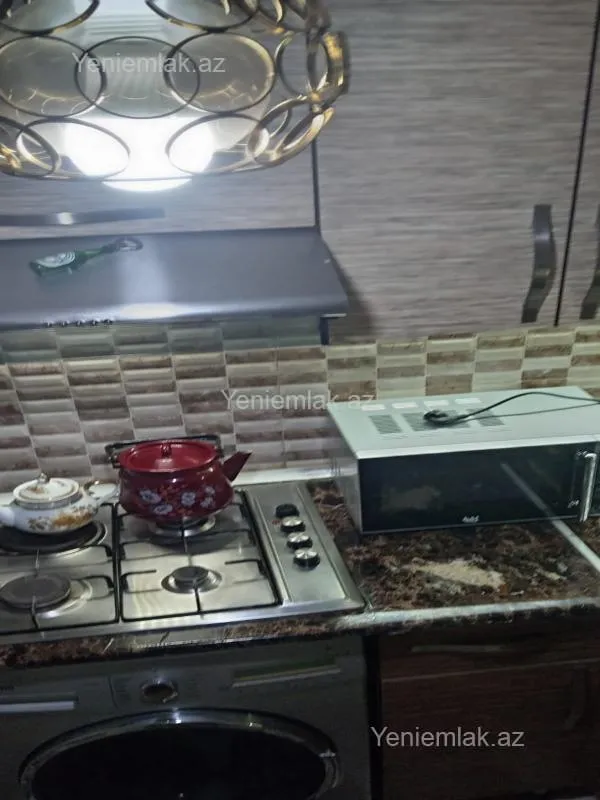 Satılır 2 otaqlı köhnə tikili 48 m²