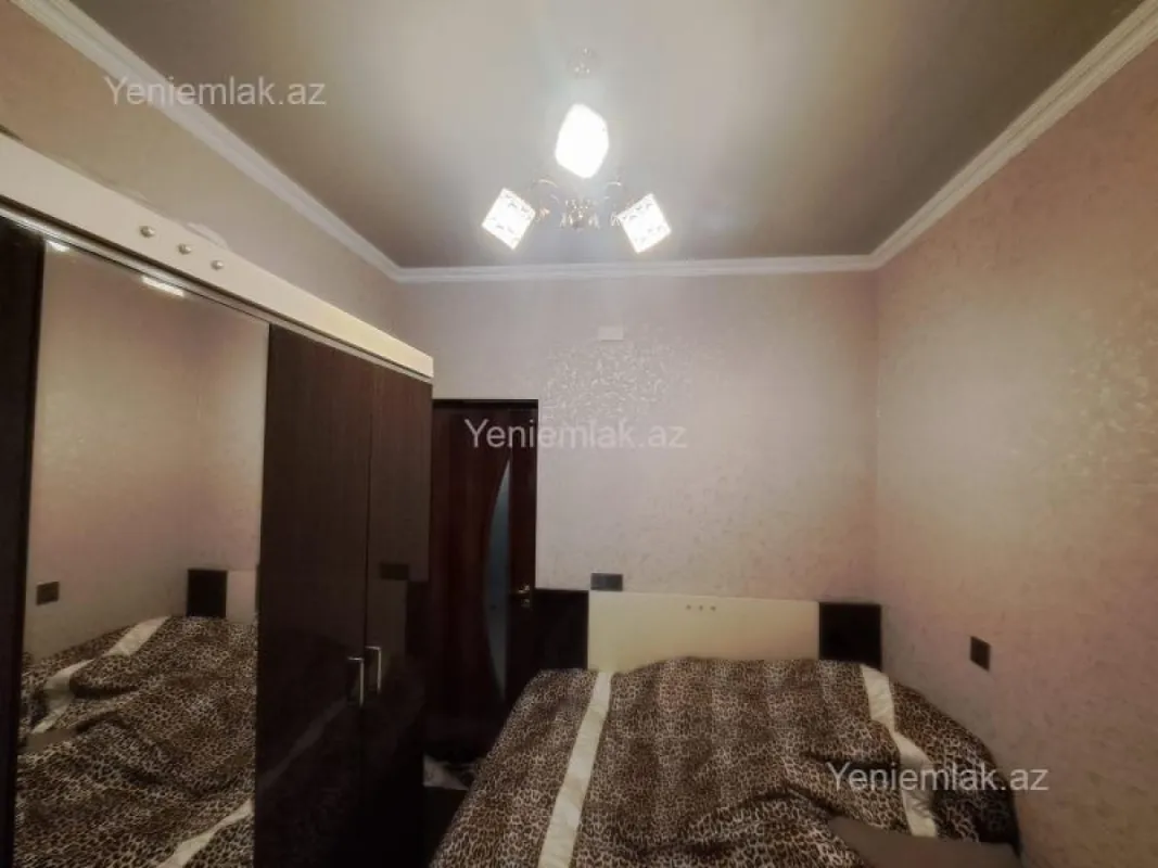 Satılır 2 otaqlı köhnə tikili 35 m²