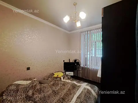Satılır 2 otaqlı köhnə tikili 35 m²