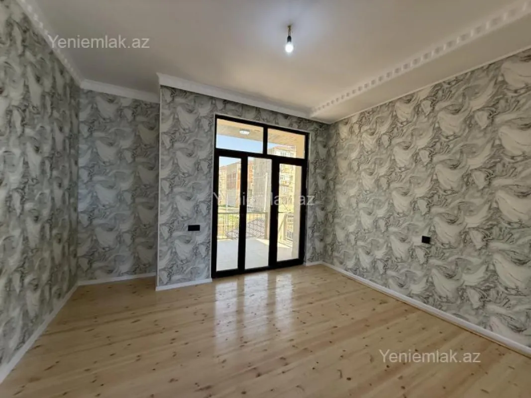 Satılır 6 otaqlı həyət evi 250 m²
