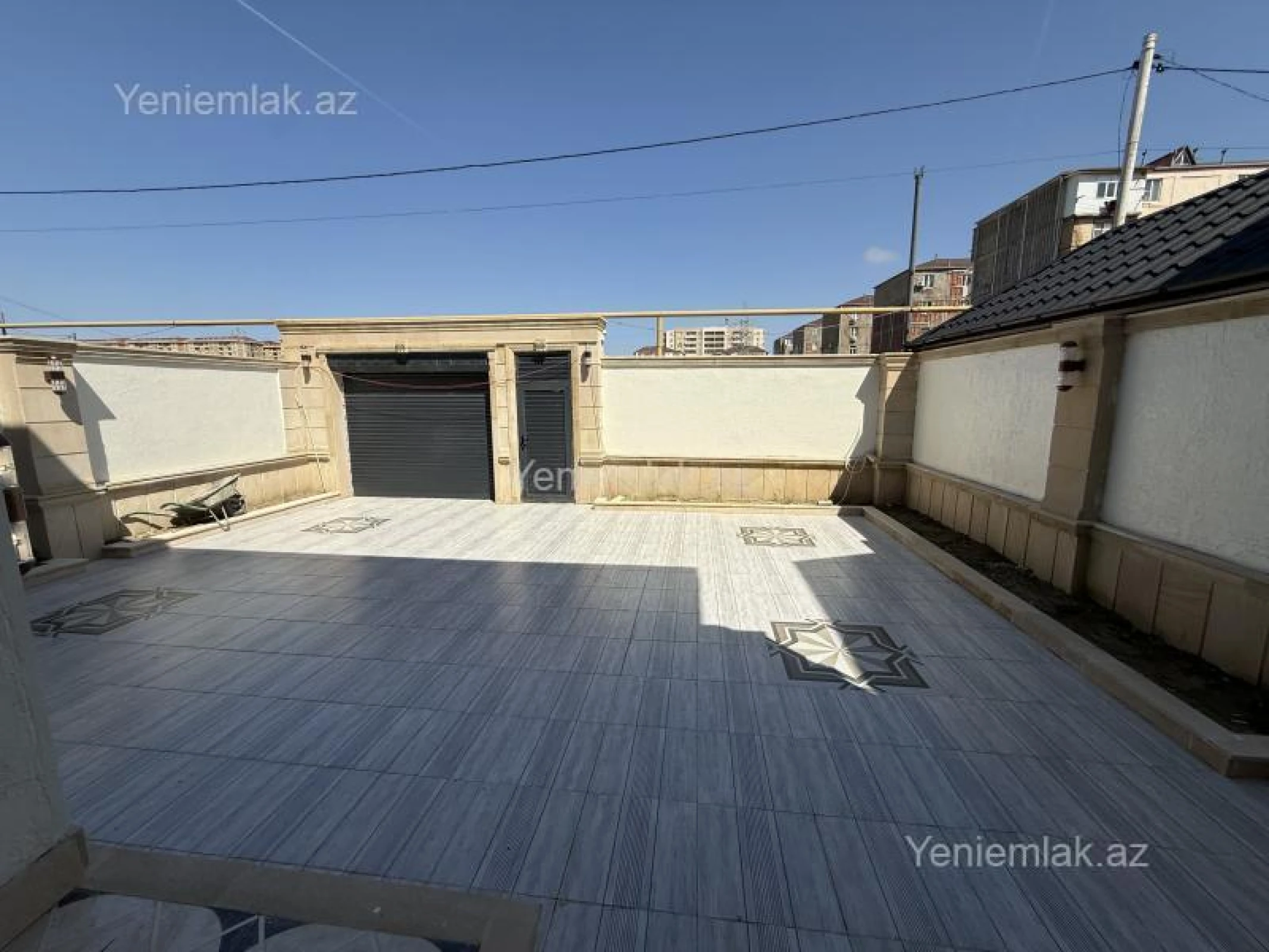 Satılır 6 otaqlı həyət evi 250 m²