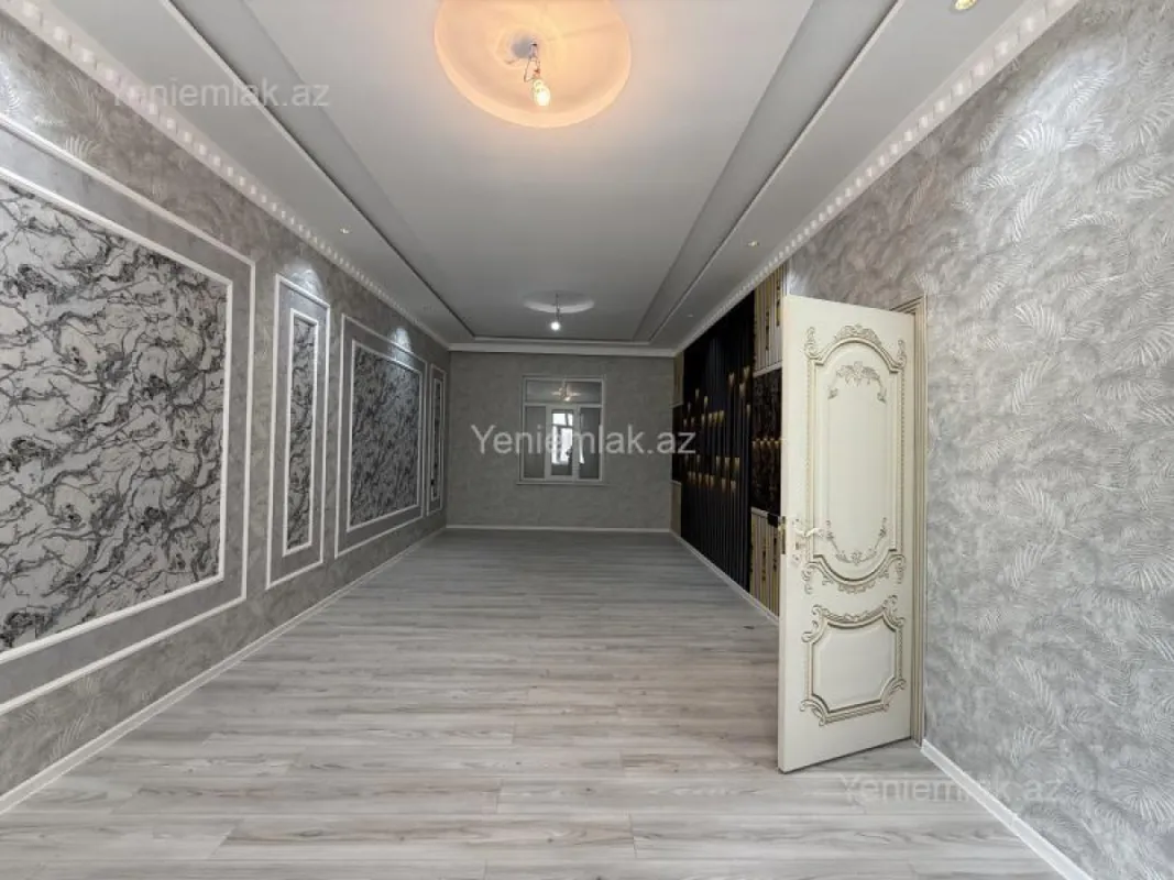 Satılır 6 otaqlı həyət evi 250 m²
