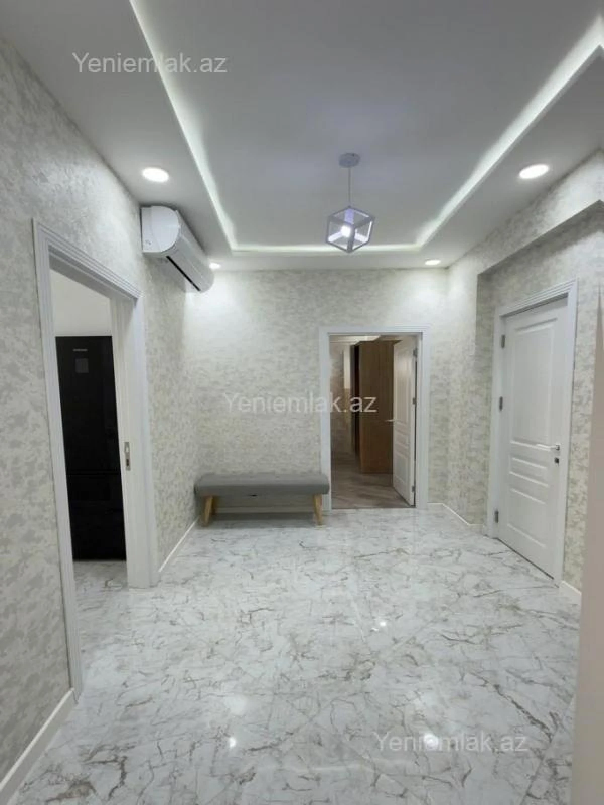 Satılır 2 otaqlı yeni tikili 76 m²