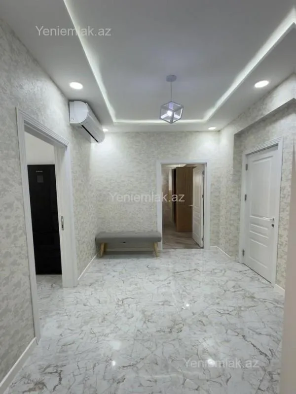 Satılır 2 otaqlı yeni tikili 76 m²