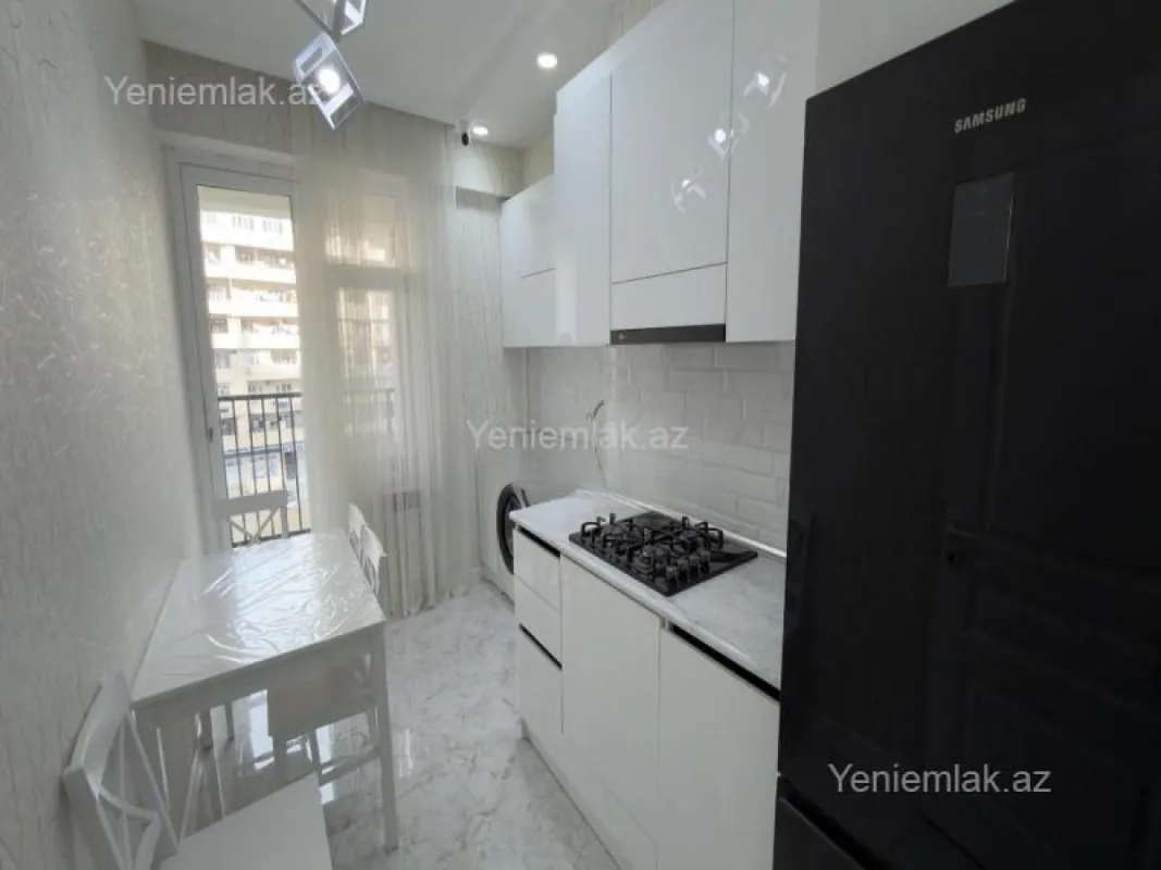 Satılır 2 otaqlı yeni tikili 76 m²