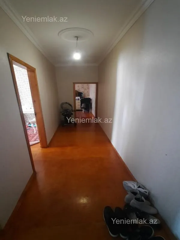 Satılır 2 otaqlı köhnə tikili 50 m²