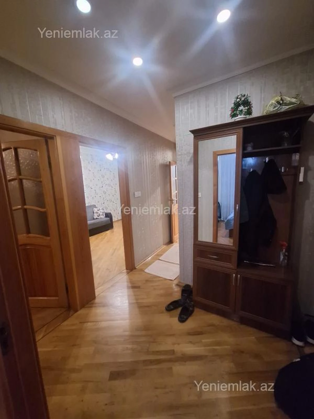 Satılır 3 otaqlı köhnə tikili 82 m²