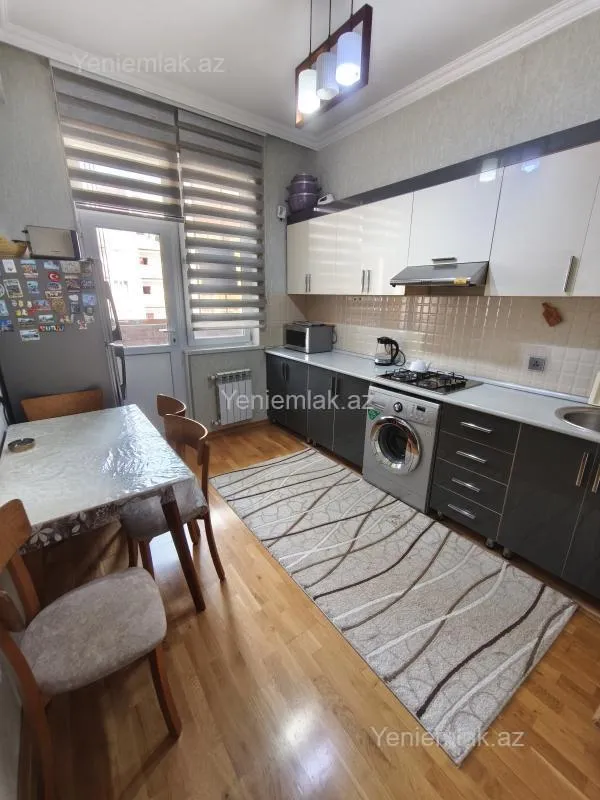 Satılır 3 otaqlı yeni tikili 70 m²