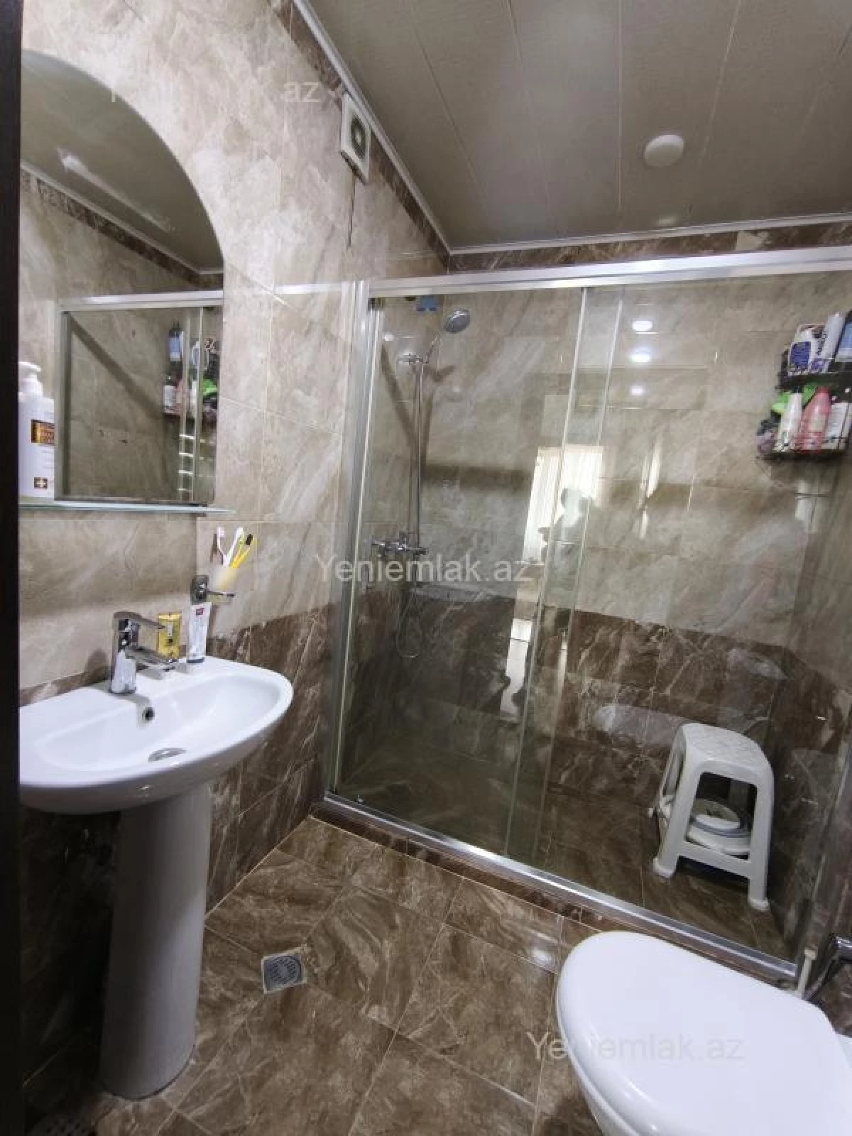 Satılır 3 otaqlı yeni tikili 70 m²