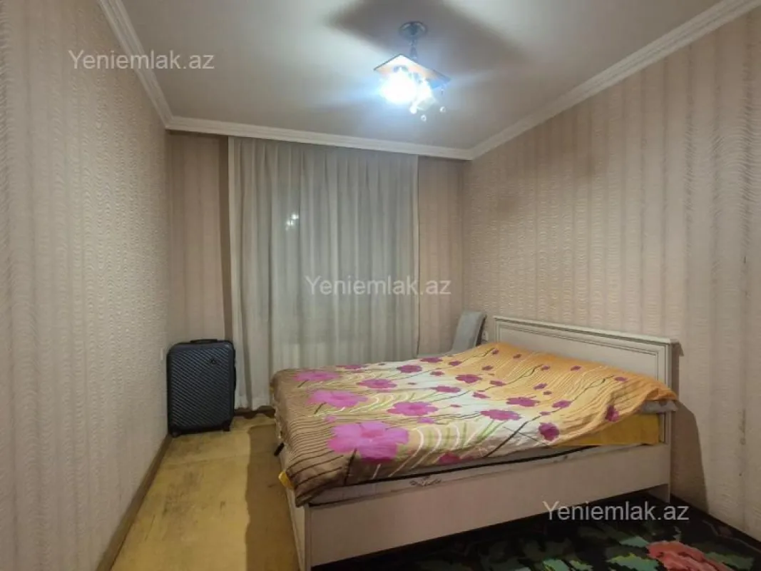 Satılır 2 otaqlı yeni tikili 82 m²