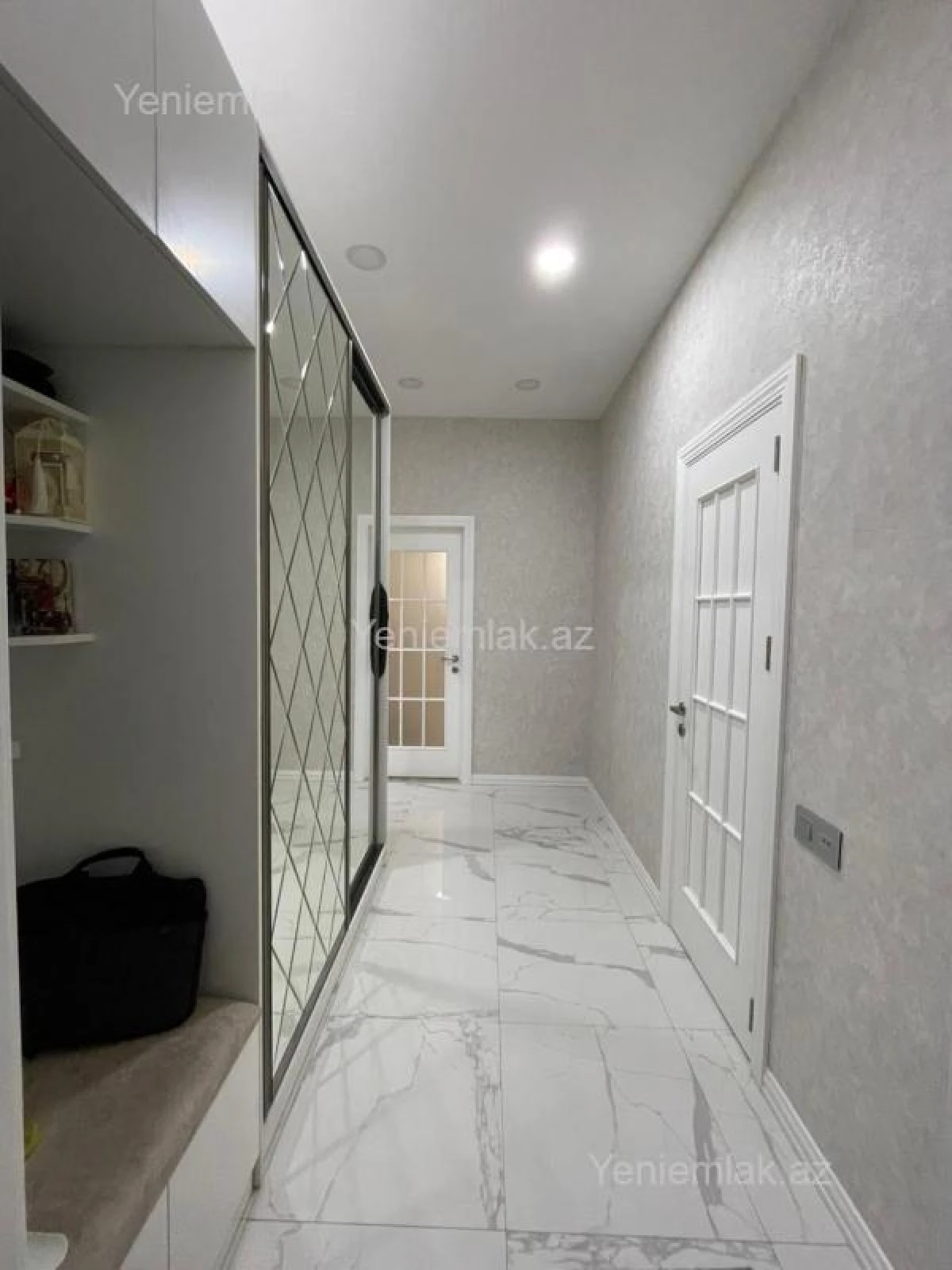 Satılır 2 otaqlı yeni tikili 78 m²
