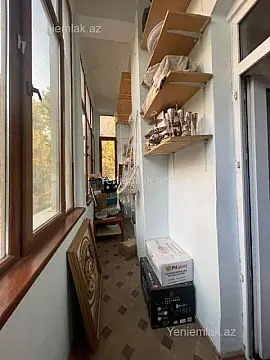 Satılır 4 otaqlı köhnə tikili 125 m²