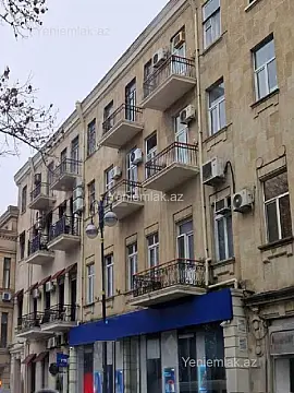 Satılır 4 otaqlı köhnə tikili 125 m² — Bakı, Nəsimi 4 otaq 125.00 m²