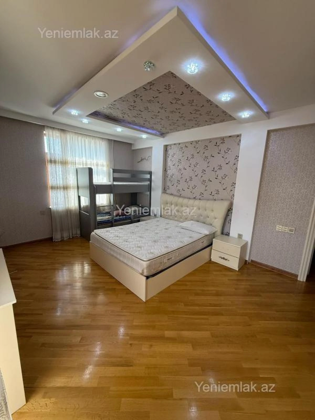 Satılır 3 otaqlı yeni tikili 145 m²