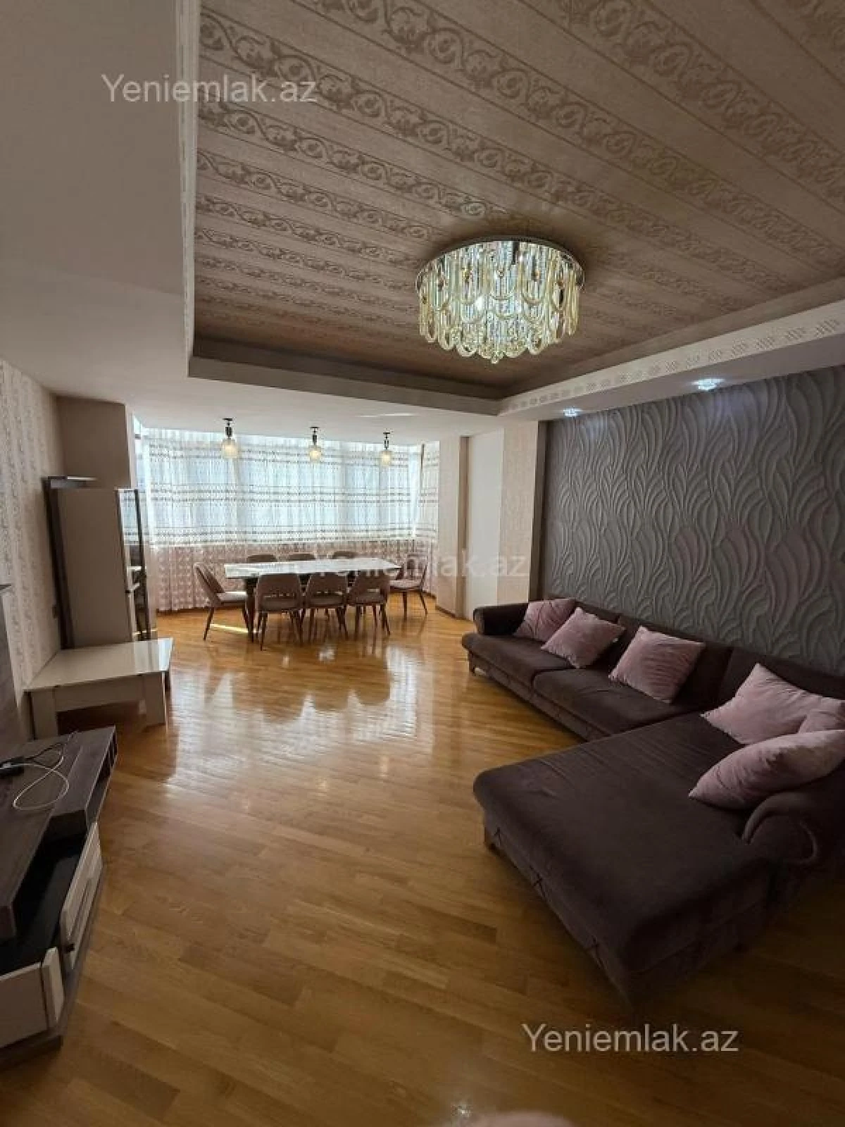 Satılır 3 otaqlı yeni tikili 145 m²