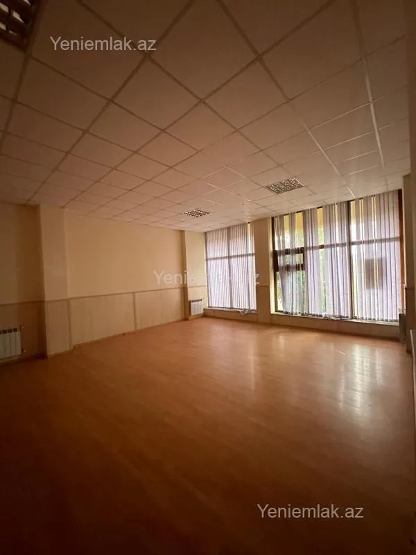 Satılır 1 otaqlı obyekt 676 m²