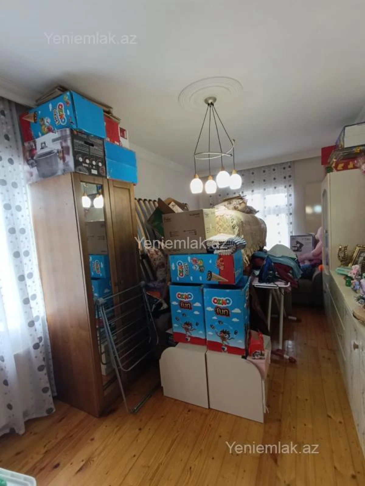 Satılır 6 otaqlı həyət evi 200 m²