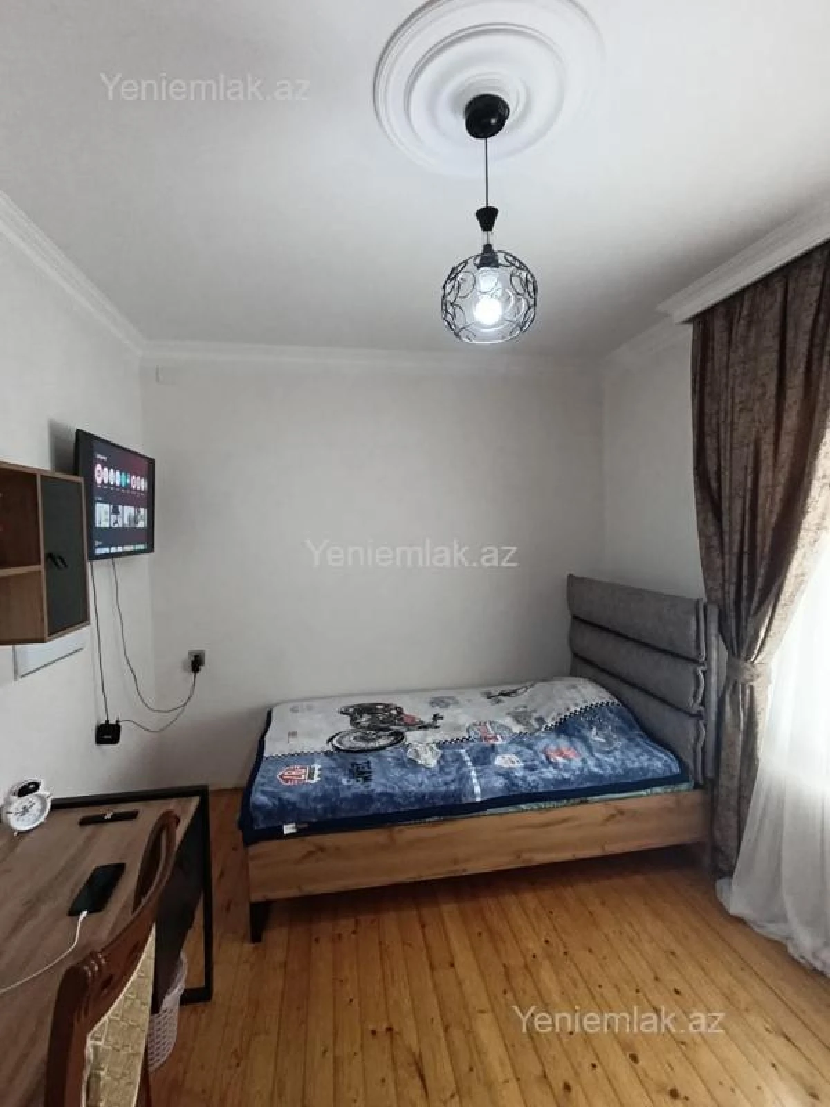 Satılır 6 otaqlı həyət evi 200 m²