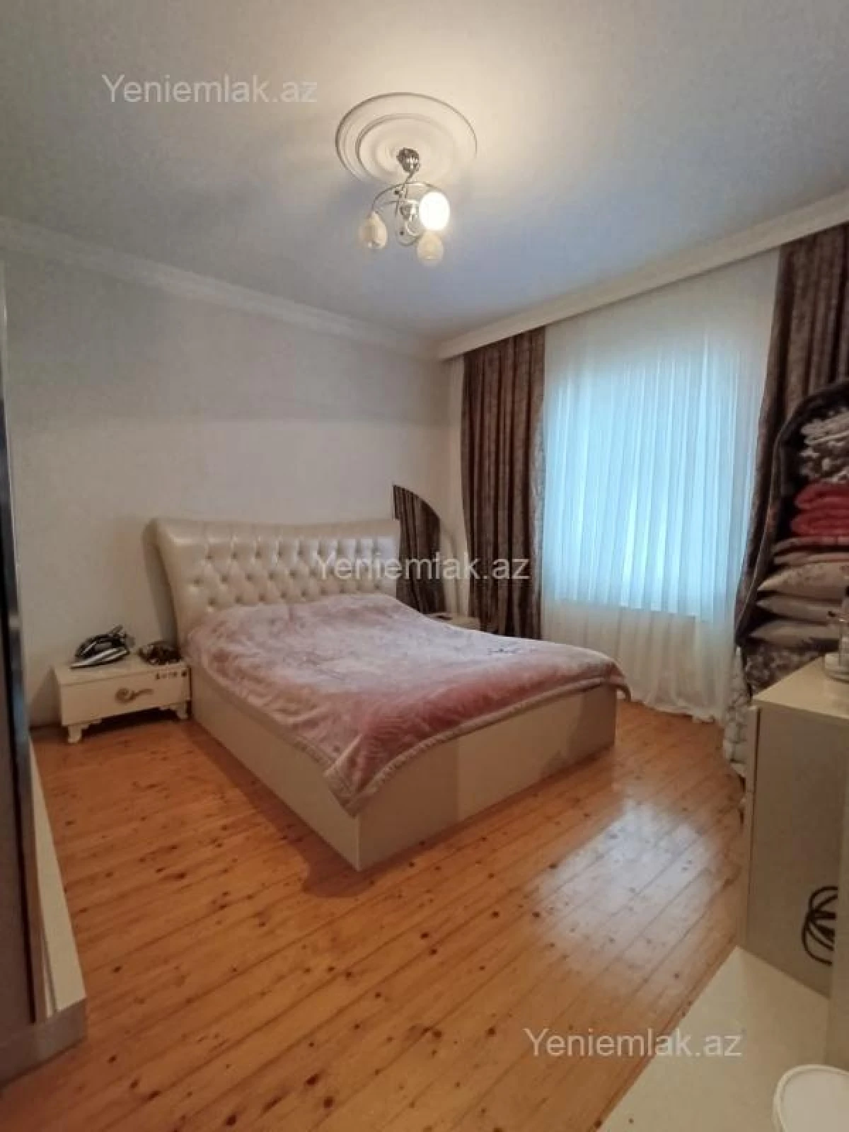 Satılır 6 otaqlı həyət evi 200 m²
