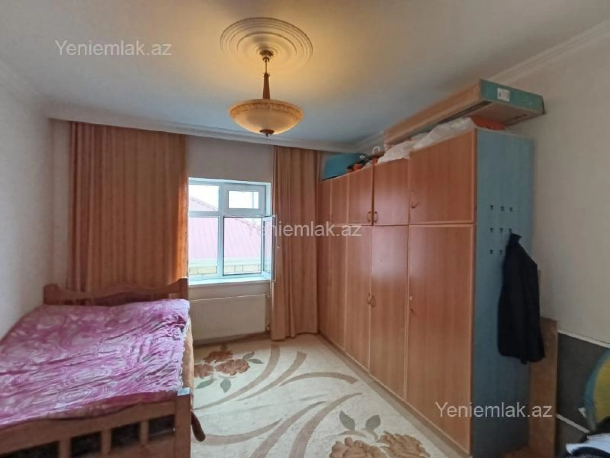 Satılır 6 otaqlı həyət evi 200 m²